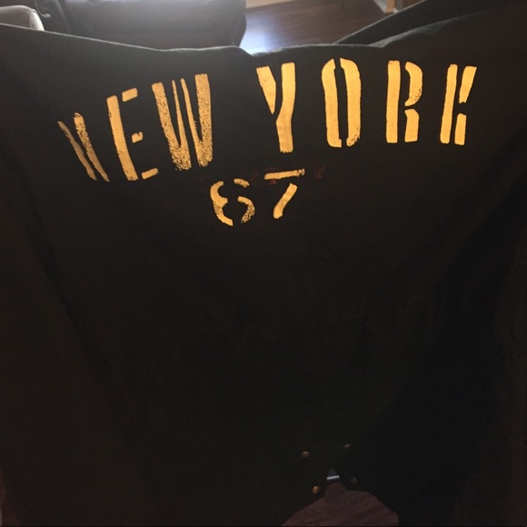 Items - Picture 7 of 8